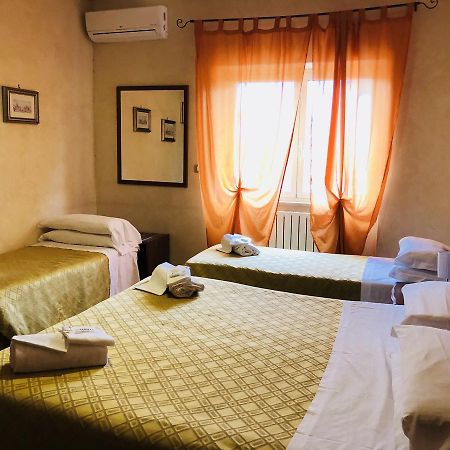 Hotel Casarola - Trigoria Castel di Decima Eksteriør billede