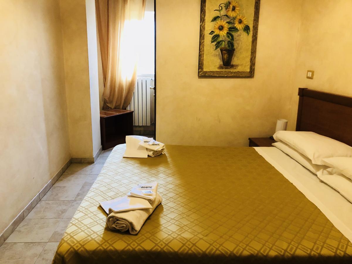 Hotel Casarola - Trigoria Castel di Decima Eksteriør billede