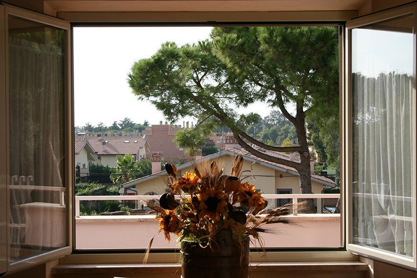 Hotel Casarola - Trigoria Castel di Decima Eksteriør billede