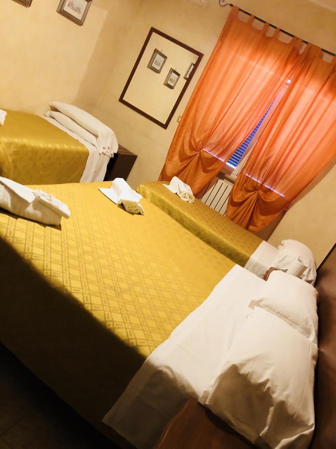 Hotel Casarola - Trigoria Castel di Decima Eksteriør billede