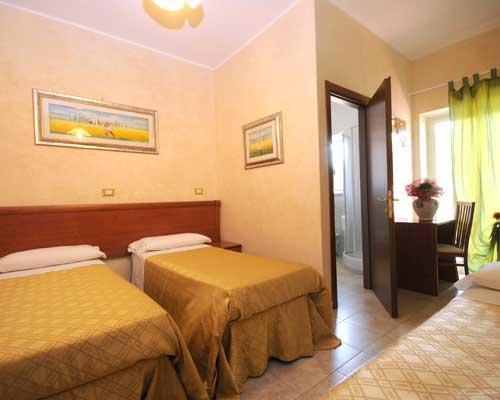 Hotel Casarola - Trigoria Castel di Decima Eksteriør billede
